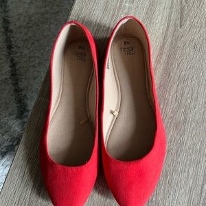 Time and TRU . Slip on shoes size 8 1/2